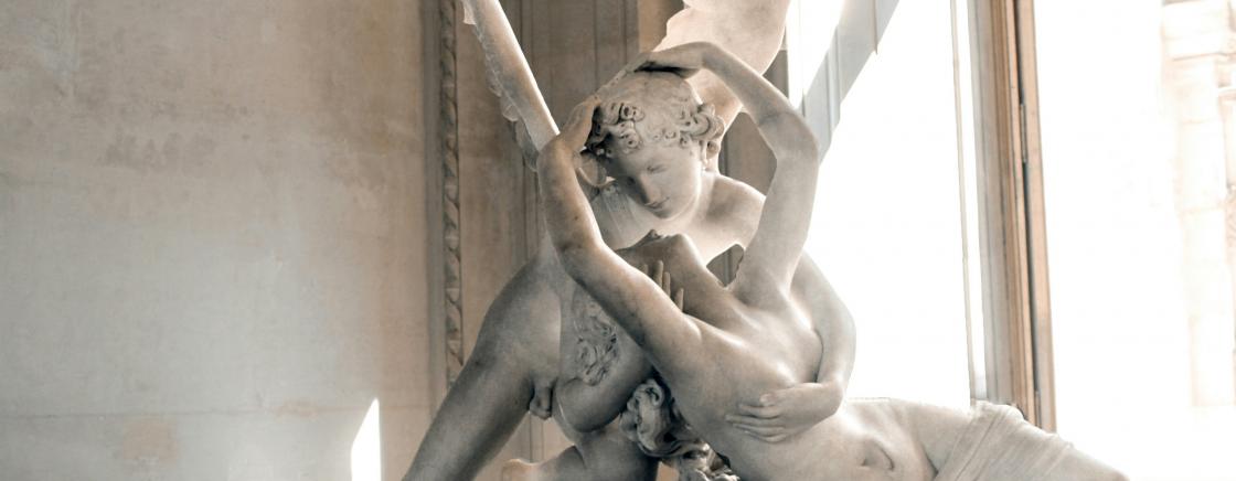 THE ETERNAL ROMANTIC: THE ART OF LIVING AT HÔTEL ELYSIA